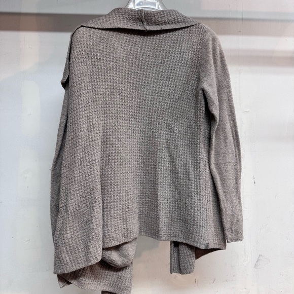 Barefoot dreams cozy lite cardigan sweater good condition size medium - Picture 5 of 5